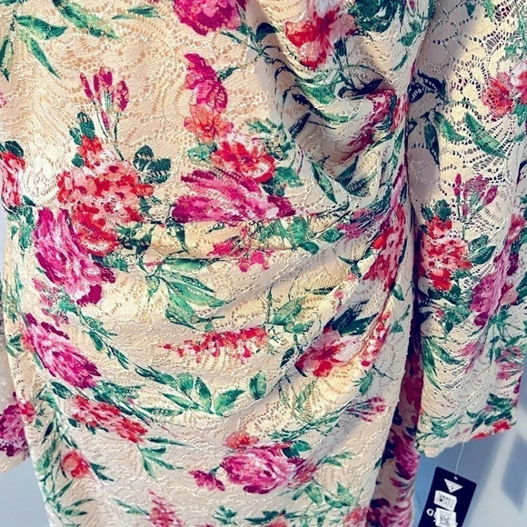 Guess SZ 14 Cream Lace V-Neck Floral Print lace Sheath Sheer Lace Sleeve NWT - Picture 4 of 14